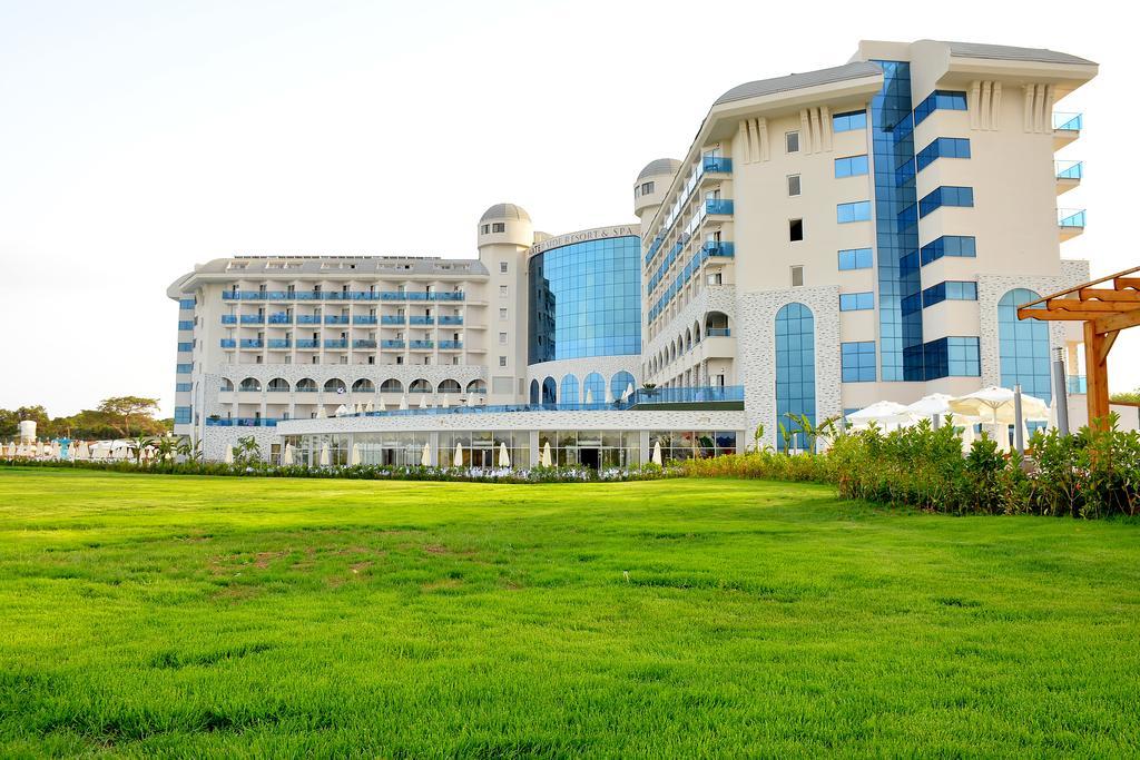 Resort Water & 5*
